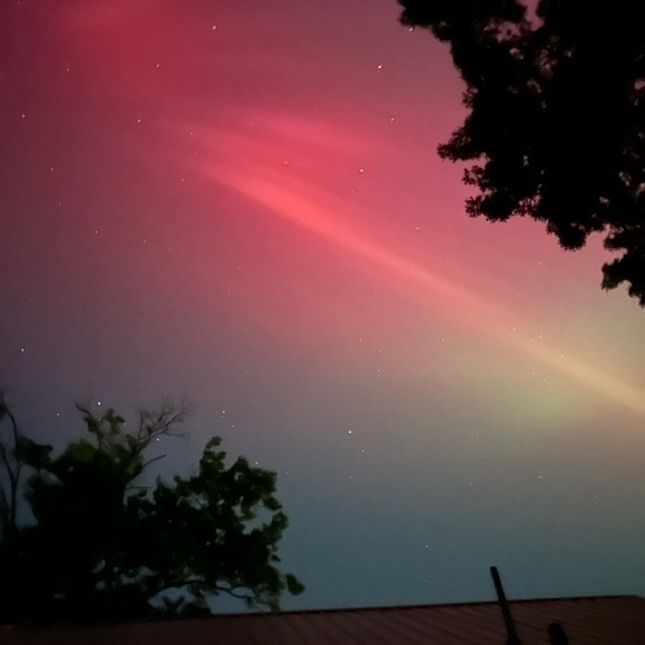 Meet your Posher, Steff - Picture 2 of 3